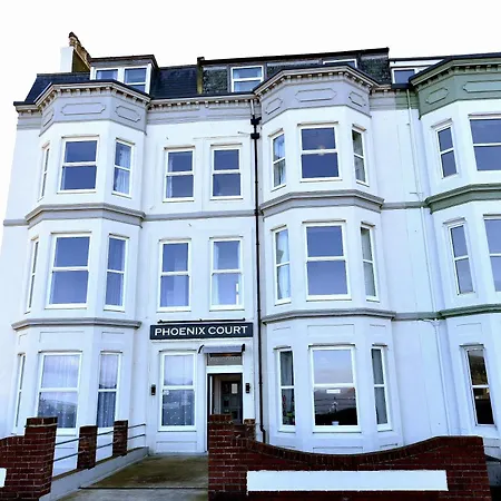Hotel Phoenix Court