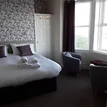 Hotel Phoenix Court Scarborough