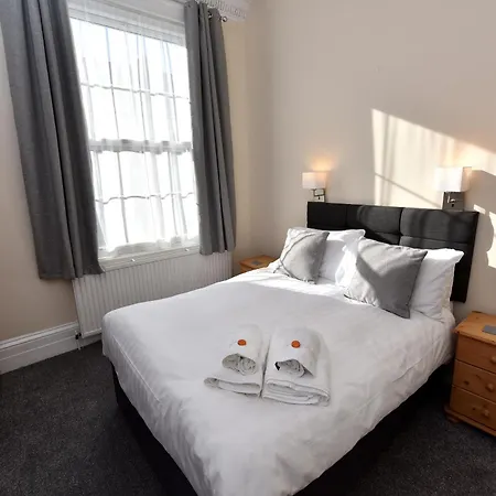 Otel Phoenix Court 5*