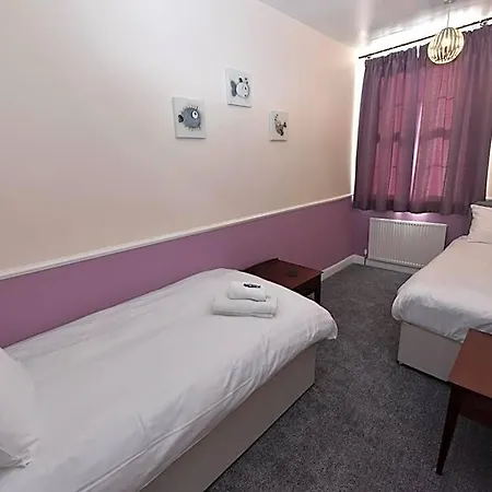 Ξενοδοχείο Phoenix Court 5*