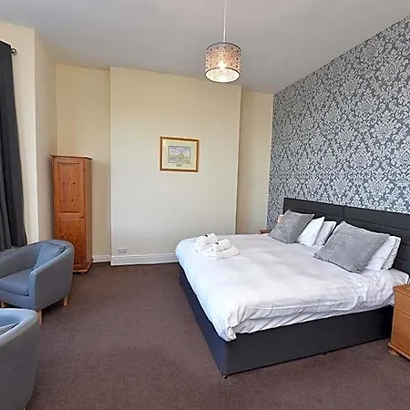 Phoenix Court Hotel Scarborough
