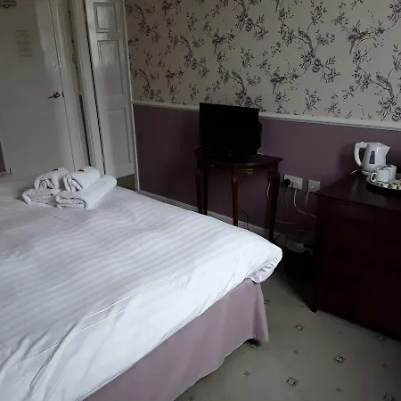 Phoenix Court Hotel 5*