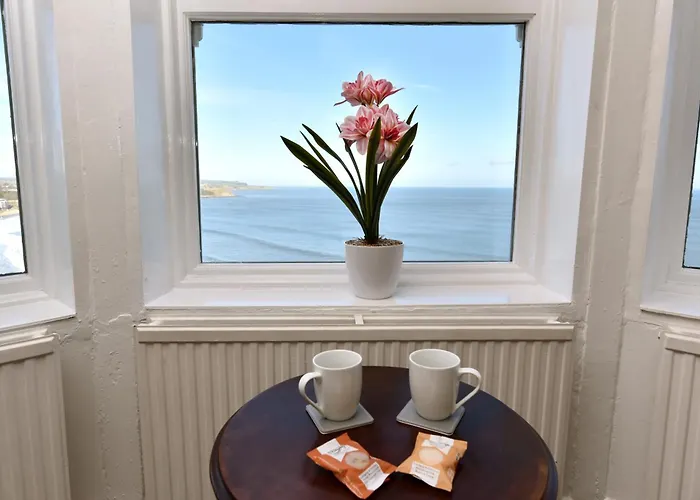 Phoenix Court Hotel 5*