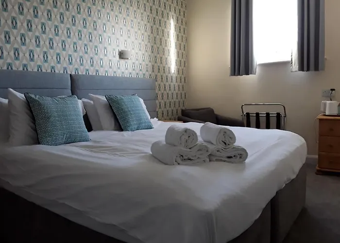 Phoenix Court Hotel 5*