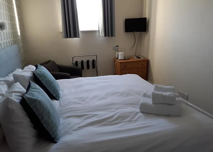 Hotel Phoenix Court 5*