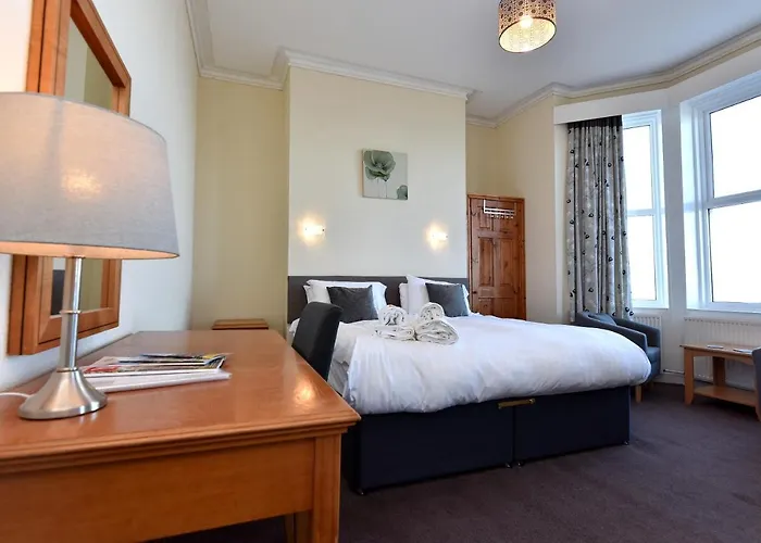 Hotel Phoenix Court Scarborough