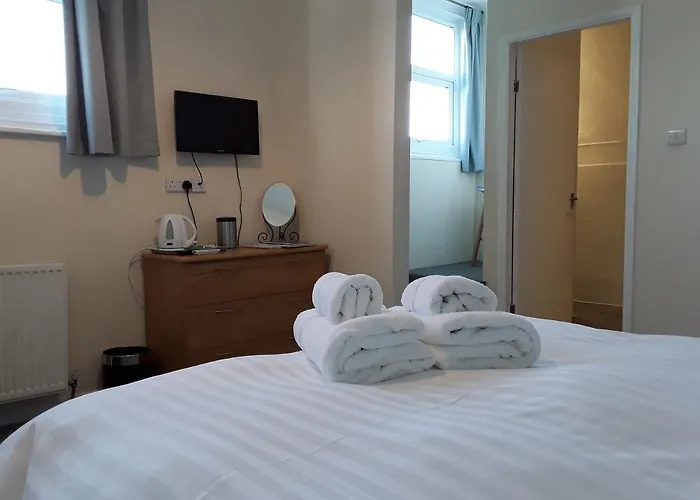 Phoenix Court Hotel 5*