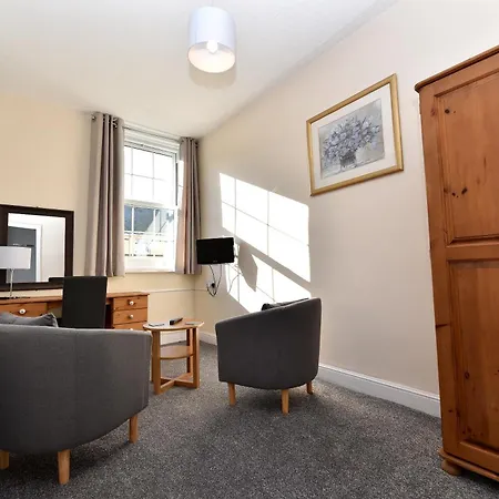 Phoenix Court 5* Scarborough