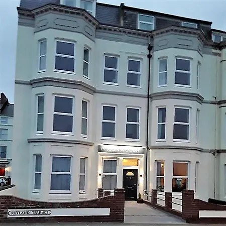 Phoenix Court Hotel