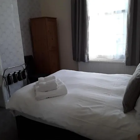 Phoenix Court 5*